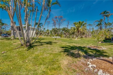 Large lot with two story home in Pineland, close to Pineland on Alden Pines Golf Club in Florida - for sale on GolfHomes.com, golf home, golf lot
