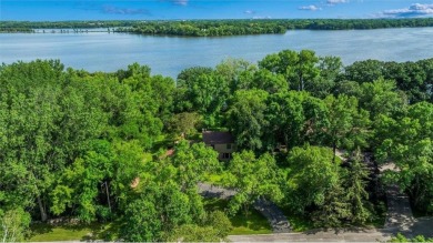 Nestled in a Cul-de-sac on a sprawling .85 acre lot this on Eagle Creek Golf Club in Minnesota - for sale on GolfHomes.com, golf home, golf lot