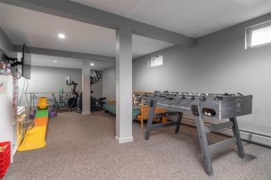 *DELLWOOD OASIS* - Welcome to 36 Windgate Drive, New City, NY - on Dellwood Country Club in New York - for sale on GolfHomes.com, golf home, golf lot