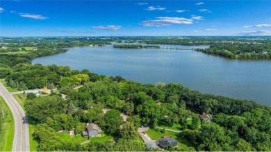 Nestled in a Cul-de-sac on a sprawling .85 acre lot this on Eagle Creek Golf Club in Minnesota - for sale on GolfHomes.com, golf home, golf lot