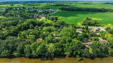 Nestled in a Cul-de-sac on a sprawling .85 acre lot this on Eagle Creek Golf Club in Minnesota - for sale on GolfHomes.com, golf home, golf lot