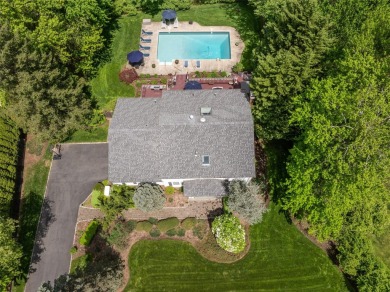 *DELLWOOD OASIS* - Welcome to 36 Windgate Drive, New City, NY - on Dellwood Country Club in New York - for sale on GolfHomes.com, golf home, golf lot