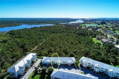 Under contract-accepting backup offers. WOW! This charming 2nd on Rotonda Golf and Country Club The Links Course in Florida - for sale on GolfHomes.com, golf home, golf lot