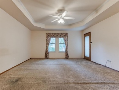 Seller's offering $5,000.00 toward buyer's closing costs!
 on KickingBird Golf Course in Oklahoma - for sale on GolfHomes.com, golf home, golf lot