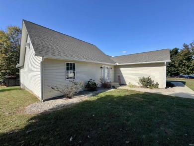 Lakewood Hills Gem - Move-In Ready and Priced to Sell at $309 on The Eagle Pointe Golf Resort in Indiana - for sale on GolfHomes.com, golf home, golf lot