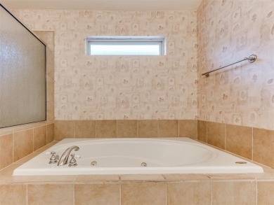 Seller's offering $5,000.00 toward buyer's closing costs!
 on KickingBird Golf Course in Oklahoma - for sale on GolfHomes.com, golf home, golf lot