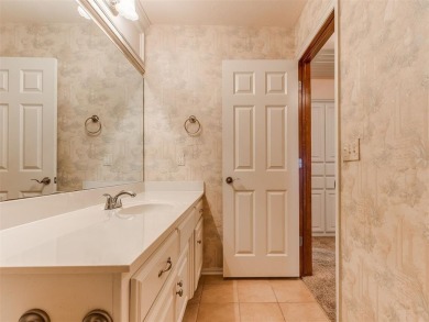 Seller's offering $5,000.00 toward buyer's closing costs!
 on KickingBird Golf Course in Oklahoma - for sale on GolfHomes.com, golf home, golf lot