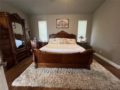 Three Bedroom, two bath Country Club living in beautiful Mount on Country Club of Mount Dora in Florida - for sale on GolfHomes.com, golf home, golf lot