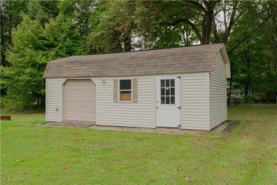 Welcome to this charming all brick ranch, nestled on a little on Mud Run Golf Course in Ohio - for sale on GolfHomes.com, golf home, golf lot