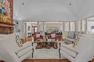 LIVE THE REYNOLDS LAKE OCONEE LIFESTYLE -- ELEGANTLY UPDATED on Reynolds Lake Oconee - The Oconee in Georgia - for sale on GolfHomes.com, golf home, golf lot