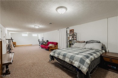 Welcome to this charming all brick ranch, nestled on a little on Mud Run Golf Course in Ohio - for sale on GolfHomes.com, golf home, golf lot