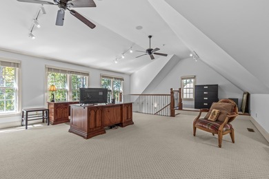 LIVE THE REYNOLDS LAKE OCONEE LIFESTYLE -- ELEGANTLY UPDATED on Reynolds Lake Oconee - The Oconee in Georgia - for sale on GolfHomes.com, golf home, golf lot