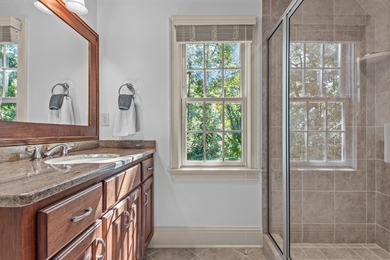 LIVE THE REYNOLDS LAKE OCONEE LIFESTYLE -- ELEGANTLY UPDATED on Reynolds Lake Oconee - The Oconee in Georgia - for sale on GolfHomes.com, golf home, golf lot