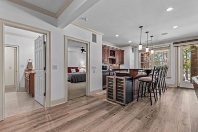 LIVE THE REYNOLDS LAKE OCONEE LIFESTYLE -- ELEGANTLY UPDATED on Reynolds Lake Oconee - The Oconee in Georgia - for sale on GolfHomes.com, golf home, golf lot