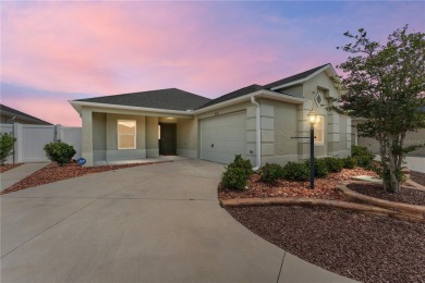 One or more photo(s) has been virtually staged. ~2016 ROOF, HVAC on The Links of Spruce Creek in Florida - for sale on GolfHomes.com, golf home, golf lot
