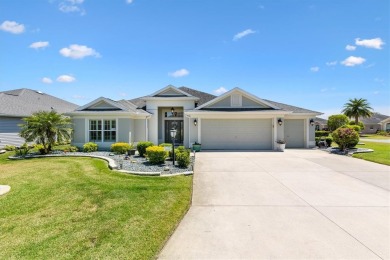 ROOM FOR A POOL! GORGEOUS 3 Bedroom, 2 Bath LILY DESIGNER 2154 on Pennbrooke Fairways in Florida - for sale on GolfHomes.com, golf home, golf lot