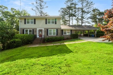 Close-In Tucker at its Finest! This Beautiful Two-Story 3BR/2 on Heritage Golf Links in Georgia - for sale on GolfHomes.com, golf home, golf lot