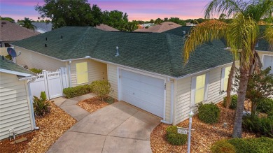 This 2/2 Marathon Courtyard villa is located in the Villas on Glenview Championship Golf and Country Club in Florida - for sale on GolfHomes.com, golf home, golf lot