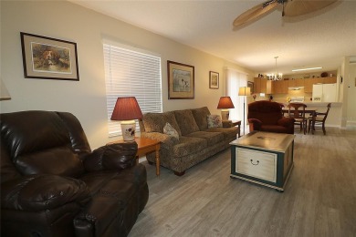 This 2/2 Marathon Courtyard villa is located in the Villas on Glenview Championship Golf and Country Club in Florida - for sale on GolfHomes.com, golf home, golf lot