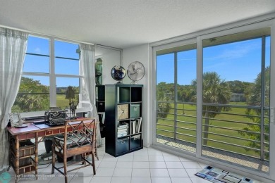 Back on the Market with a Major Price Reduction! Plus, the on Oaks Country Club in Florida - for sale on GolfHomes.com, golf home, golf lot