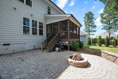 Curb appeal, an open layout, generous sized rooms, walk-in on Heritage Golf Club in North Carolina - for sale on GolfHomes.com, golf home, golf lot