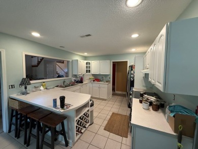 BEAUTIFUL CUSTOM BUILT HOME WITH SOME REALLY UNIQUE FEATURES on The Links At Lakewood in South Carolina - for sale on GolfHomes.com, golf home, golf lot