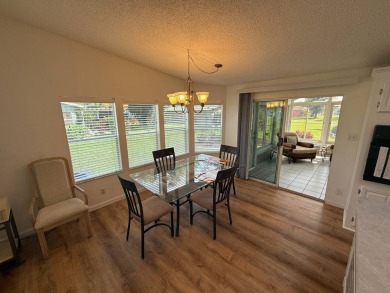 This beautifully renovated 2-bedroom, 2-bathroom, Palm Harbor on Del Tura Golf and Country Club in Florida - for sale on GolfHomes.com, golf home, golf lot