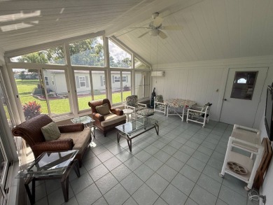 This beautifully renovated 2-bedroom, 2-bathroom, Palm Harbor on Del Tura Golf and Country Club in Florida - for sale on GolfHomes.com, golf home, golf lot