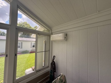This beautifully renovated 2-bedroom, 2-bathroom, Palm Harbor on Del Tura Golf and Country Club in Florida - for sale on GolfHomes.com, golf home, golf lot