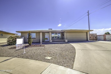 Just bring your toothbrush!! Well cared for home in active on Sunland Village Golf Club in Arizona - for sale on GolfHomes.com, golf home, golf lot