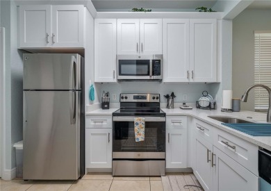 Discover this FULLY FURNISHED, BEAUTIFULLY UPDATED, END-UNIT on Highlands Reserve Golf Club in Florida - for sale on GolfHomes.com, golf home, golf lot