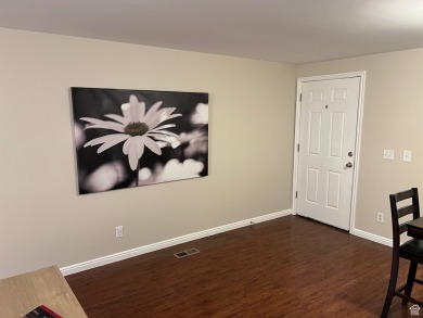 Wonderful Sugarhouse condo. Great first time homebuyer or rental on Forest Dale Golf Club in Utah - for sale on GolfHomes.com, golf home, golf lot