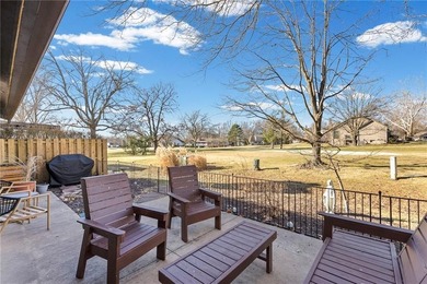 STUNNING GOLF COURSE RETREAT IN LEAWOOD! Welcome to this on Leawood South Country Club in Kansas - for sale on GolfHomes.com, golf home, golf lot