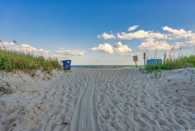 *RARE HOUSE W/ ELEVATOR* Welcome to your perfect beach retreat! on Prestwick Country Club in South Carolina - for sale on GolfHomes.com, golf home, golf lot