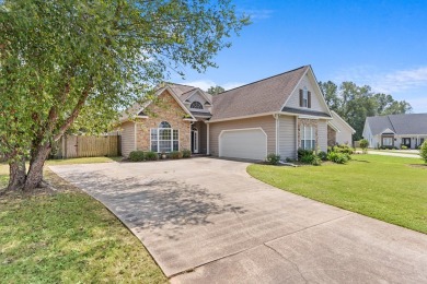 Explore This Stunning 3-Bedroom, 2-Bathroom Traditional Home! on Troy Country Club in Alabama - for sale on GolfHomes.com, golf home, golf lot