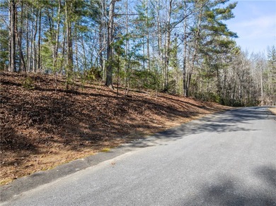 Nestled within the prestigious Cliffs at Keowee Vineyards in on The Cliffs At Keowee Vineyards Golf Club in South Carolina - for sale on GolfHomes.com, golf home, golf lot