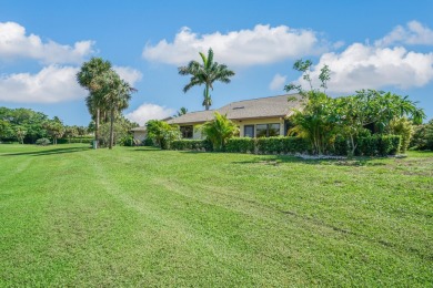 MOTIVATED SELLER! BOCA DELRAY GOLF & CC is A 55+ GOLF COUNTRY on Boca Delray Golf and Country Club in Florida - for sale on GolfHomes.com, golf home, golf lot