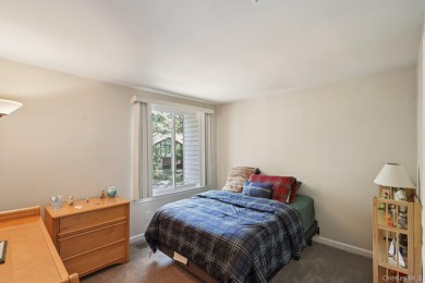 Move right into this 3 bedroom, 2.5 bath end-unit condo in a on Blue Ridge Golf Club in New York - for sale on GolfHomes.com, golf home, golf lot