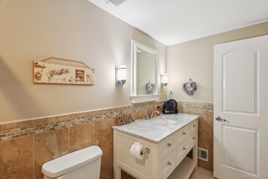 Move right into this 3 bedroom, 2.5 bath end-unit condo in a on Blue Ridge Golf Club in New York - for sale on GolfHomes.com, golf home, golf lot