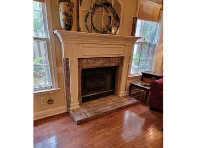Beautifully maintained Garden Home in a quiet and secluded on Windyke Country Club in Tennessee - for sale on GolfHomes.com, golf home, golf lot