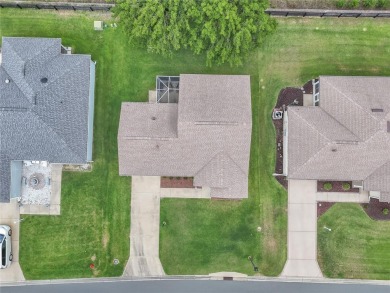 NEW LISTING PRICE.... TURNKEY WITH NEW FURNITURE!!!  Bond PAID on The Links of Spruce Creek in Florida - for sale on GolfHomes.com, golf home, golf lot