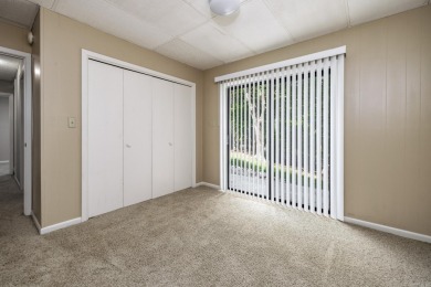 Immaculate updated ranch boasting 3 bedrooms, plus craft room on DeSoto Golf Course in Arkansas - for sale on GolfHomes.com, golf home, golf lot