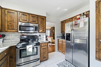 Welcome to 48 Commodore Drive in Salem, South Carolina, a on Keowee Key Golf and Country Club in South Carolina - for sale on GolfHomes.com, golf home, golf lot