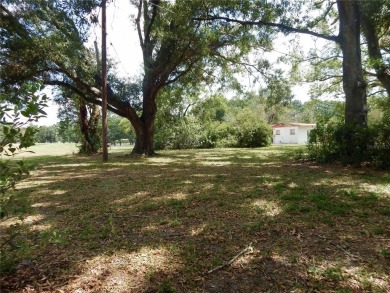 Charming 3-Bedroom, 2-Bath Home with Golf Course Views!
Welcome on Babe Zaharias Golf Course in Florida - for sale on GolfHomes.com, golf home, golf lot