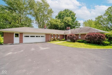Nestled at 4232 Linden LN, ANDERSON, IN, this single-family on Edgewood Golf Club in Indiana - for sale on GolfHomes.com, golf home, golf lot