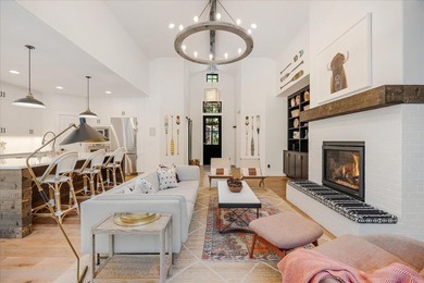 Discover bright modern luxury in Caldera Springs, Sunriver's on Sunriver Caldera Springs Golf Course in Oregon - for sale on GolfHomes.com, golf home, golf lot