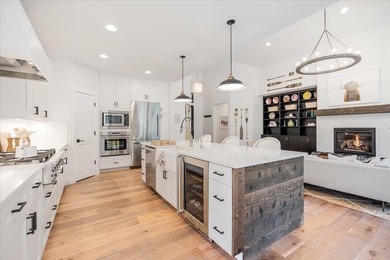 Discover bright modern luxury in Caldera Springs, Sunriver's on Sunriver Caldera Springs Golf Course in Oregon - for sale on GolfHomes.com, golf home, golf lot