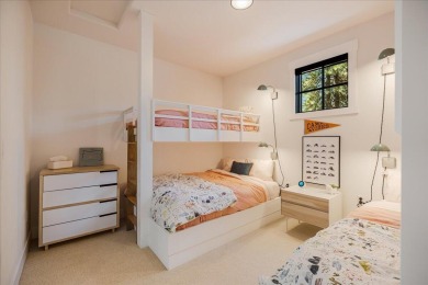 Discover bright modern luxury in Caldera Springs, Sunriver's on Sunriver Caldera Springs Golf Course in Oregon - for sale on GolfHomes.com, golf home, golf lot