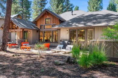 Discover bright modern luxury in Caldera Springs, Sunriver's on Sunriver Caldera Springs Golf Course in Oregon - for sale on GolfHomes.com, golf home, golf lot