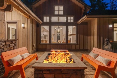 Discover bright modern luxury in Caldera Springs, Sunriver's on Sunriver Caldera Springs Golf Course in Oregon - for sale on GolfHomes.com, golf home, golf lot
